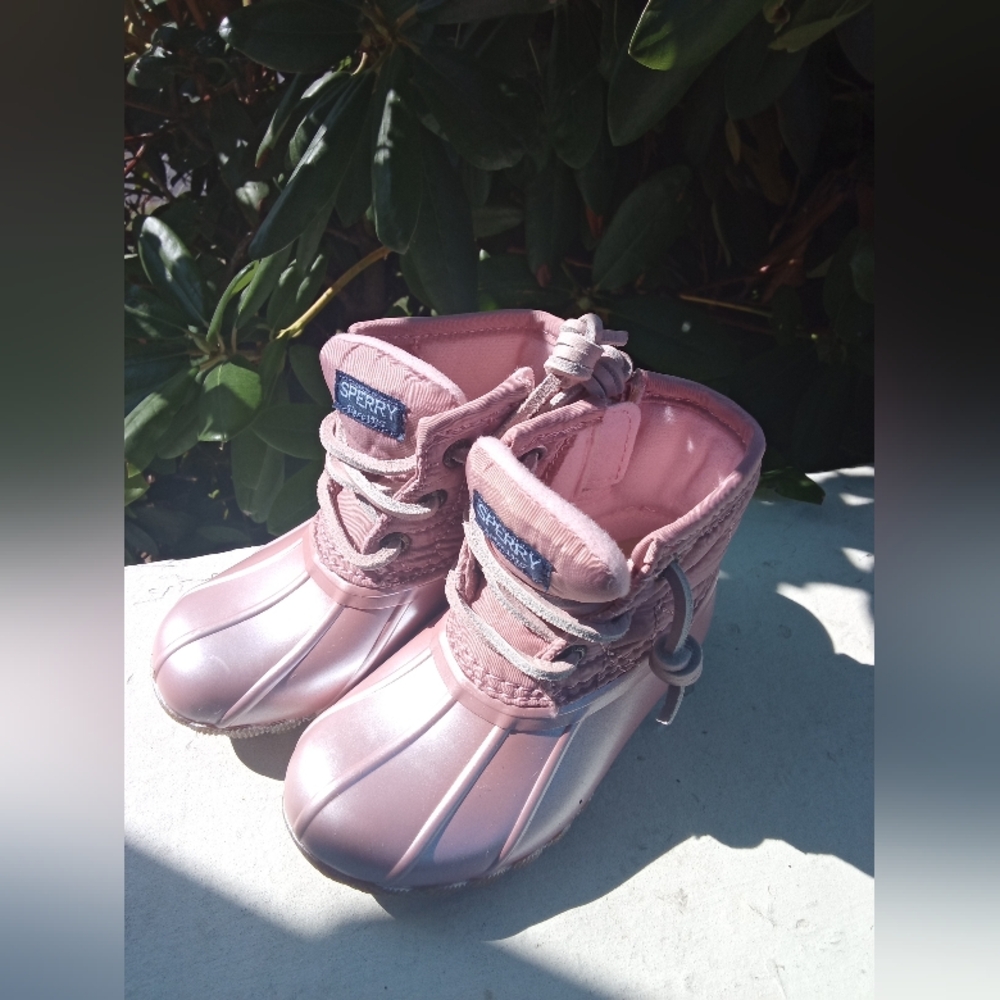 Sperry Saltwater Boot Blush NIB SZ 6M Kids Shiny Pink Rain Boots STL 160472